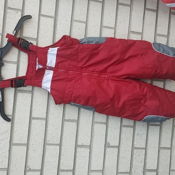 Snow Suit - Picture 5 of 10